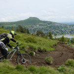 Vue sur le joli village de Super-Besse et la beauté de la campagne environnante.